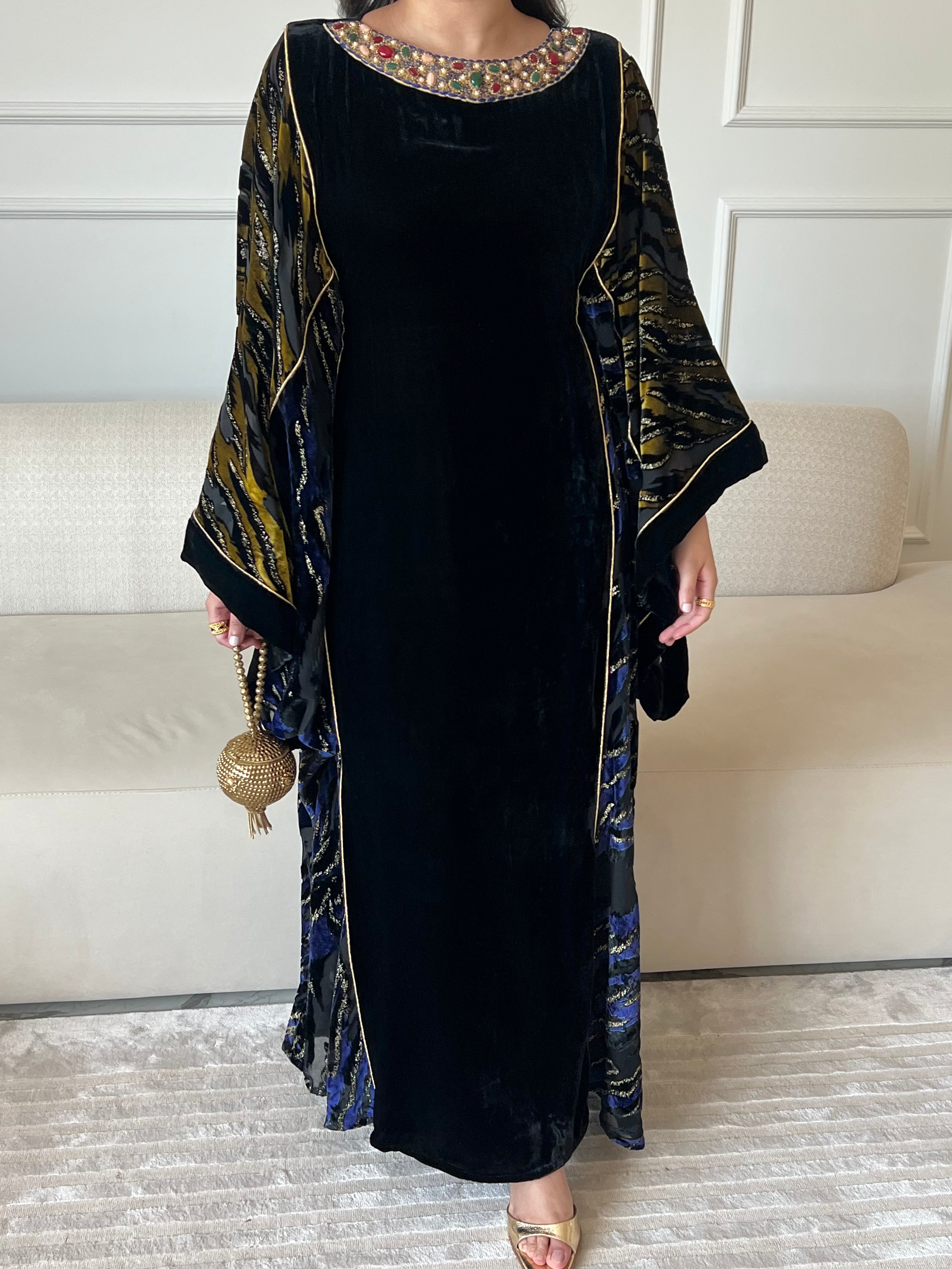 DN236 - STONE KAFTAN