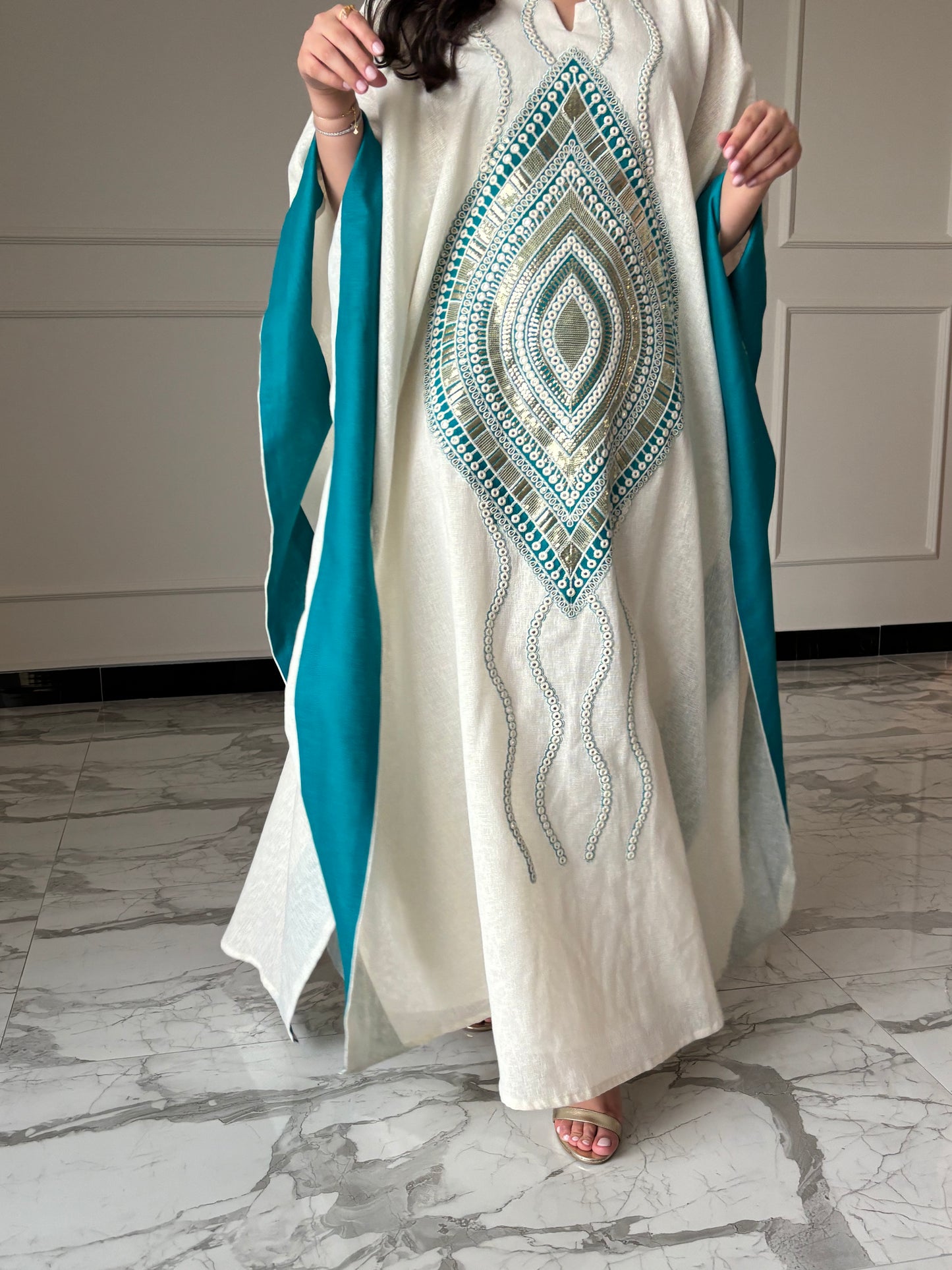 DN139 - BLUE EYE KAFTAN