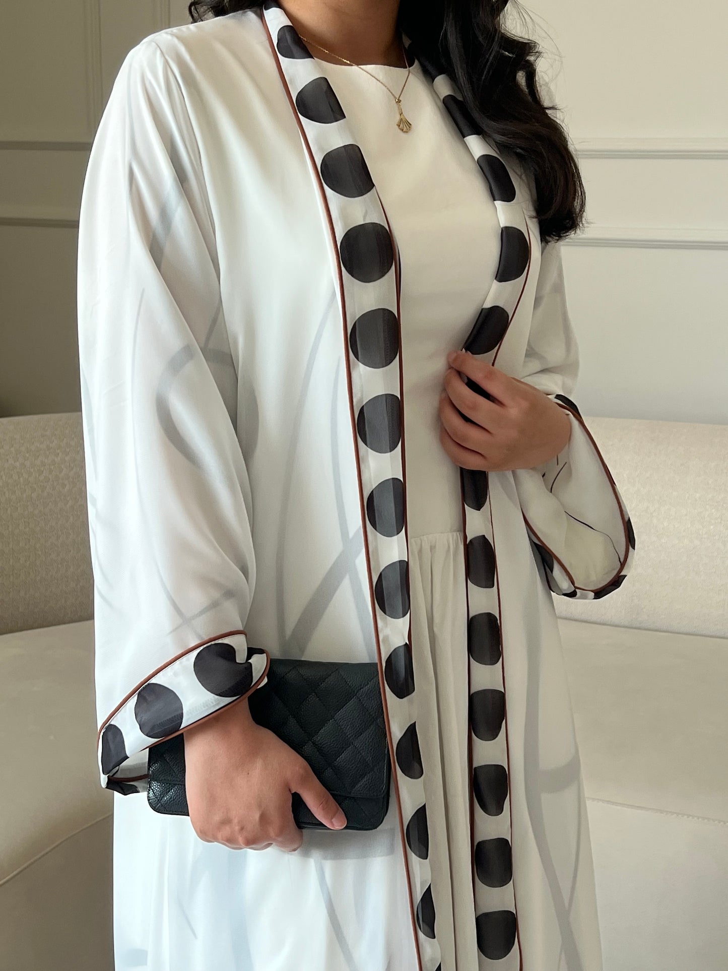 DN264 - POLKA DOT ABAYA