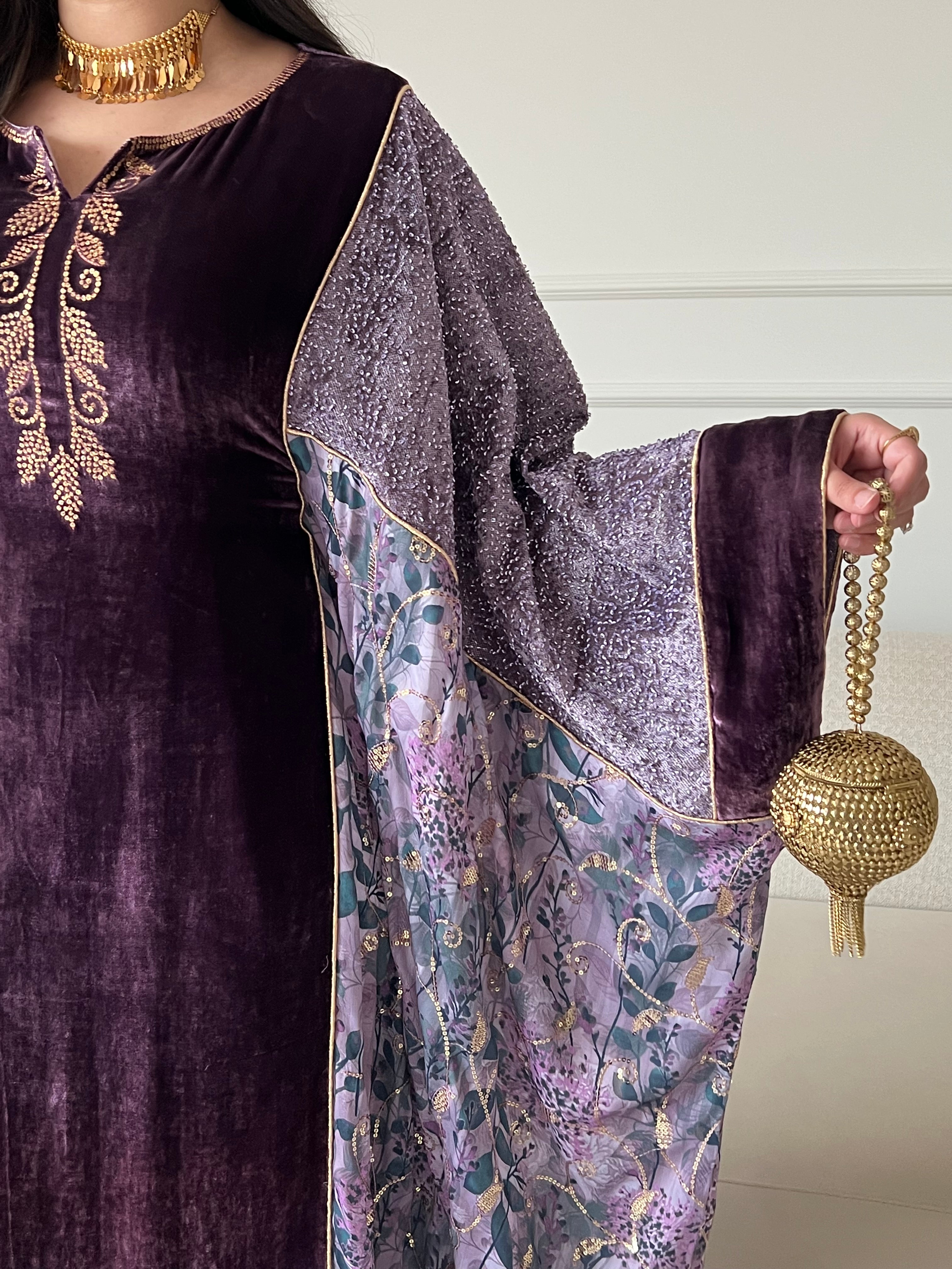 DN251 - VELVET EMBROIDERY