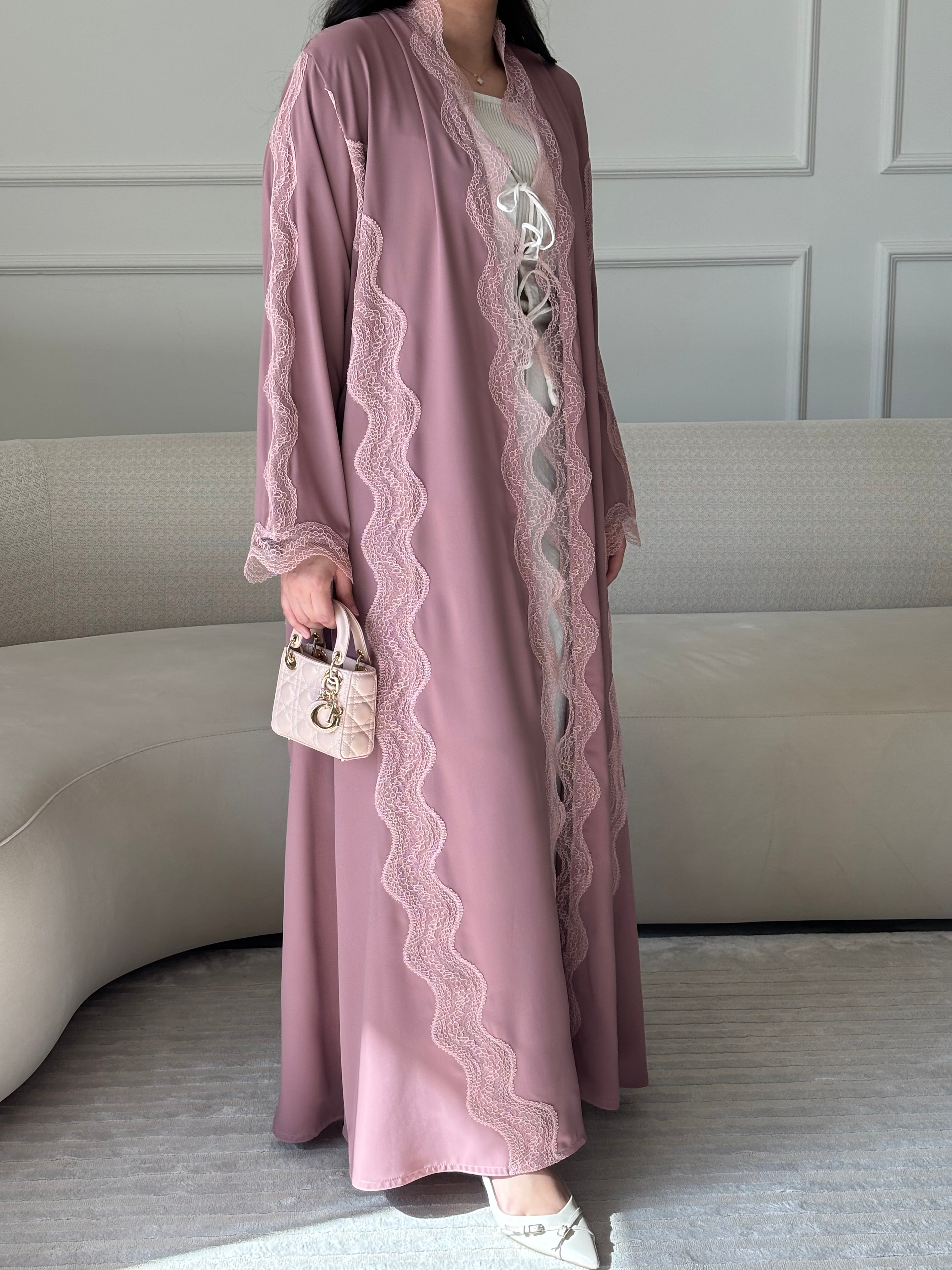 DN277 - LACE ABAYA