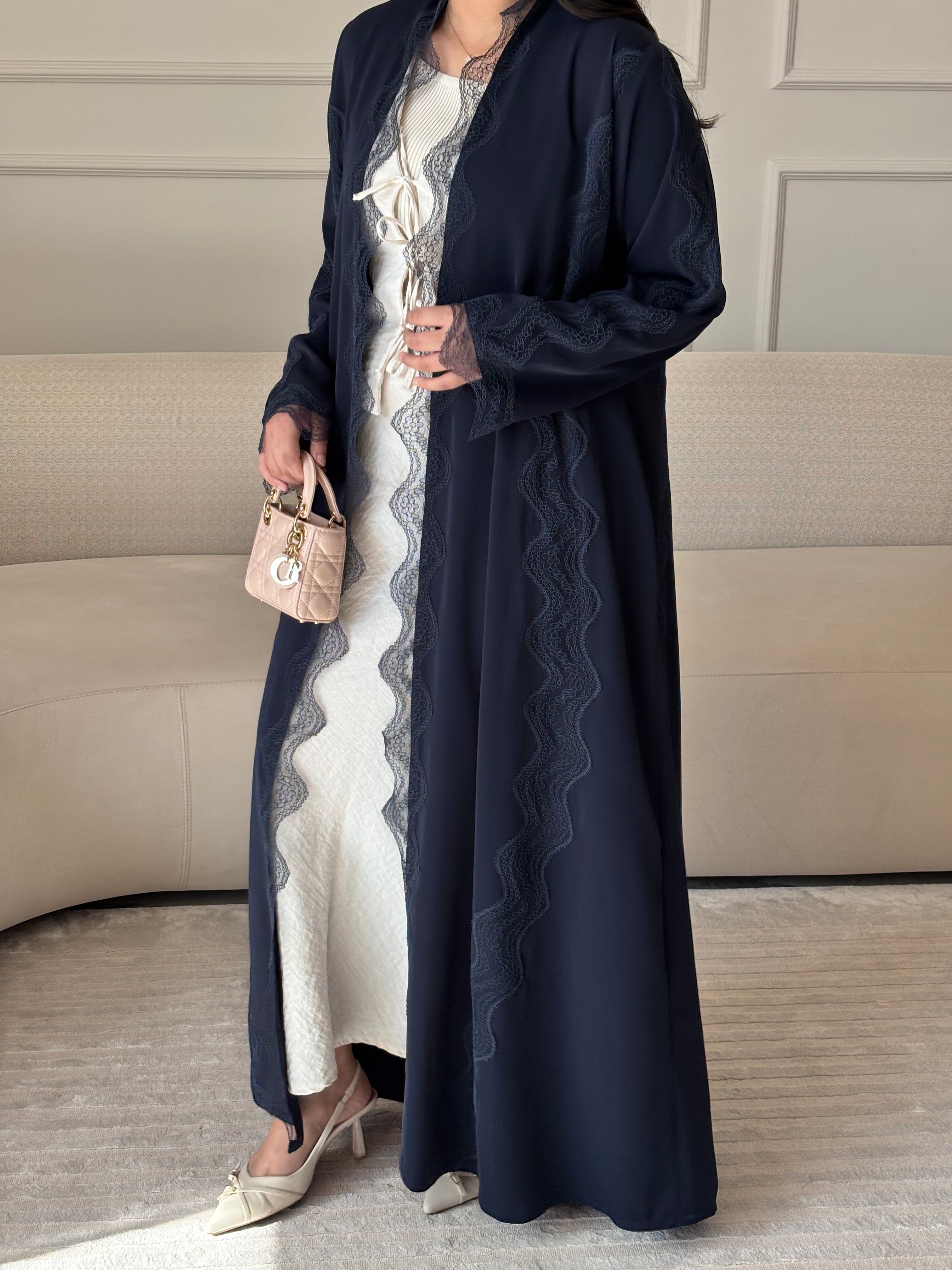 DN276 - LACE ABAYA