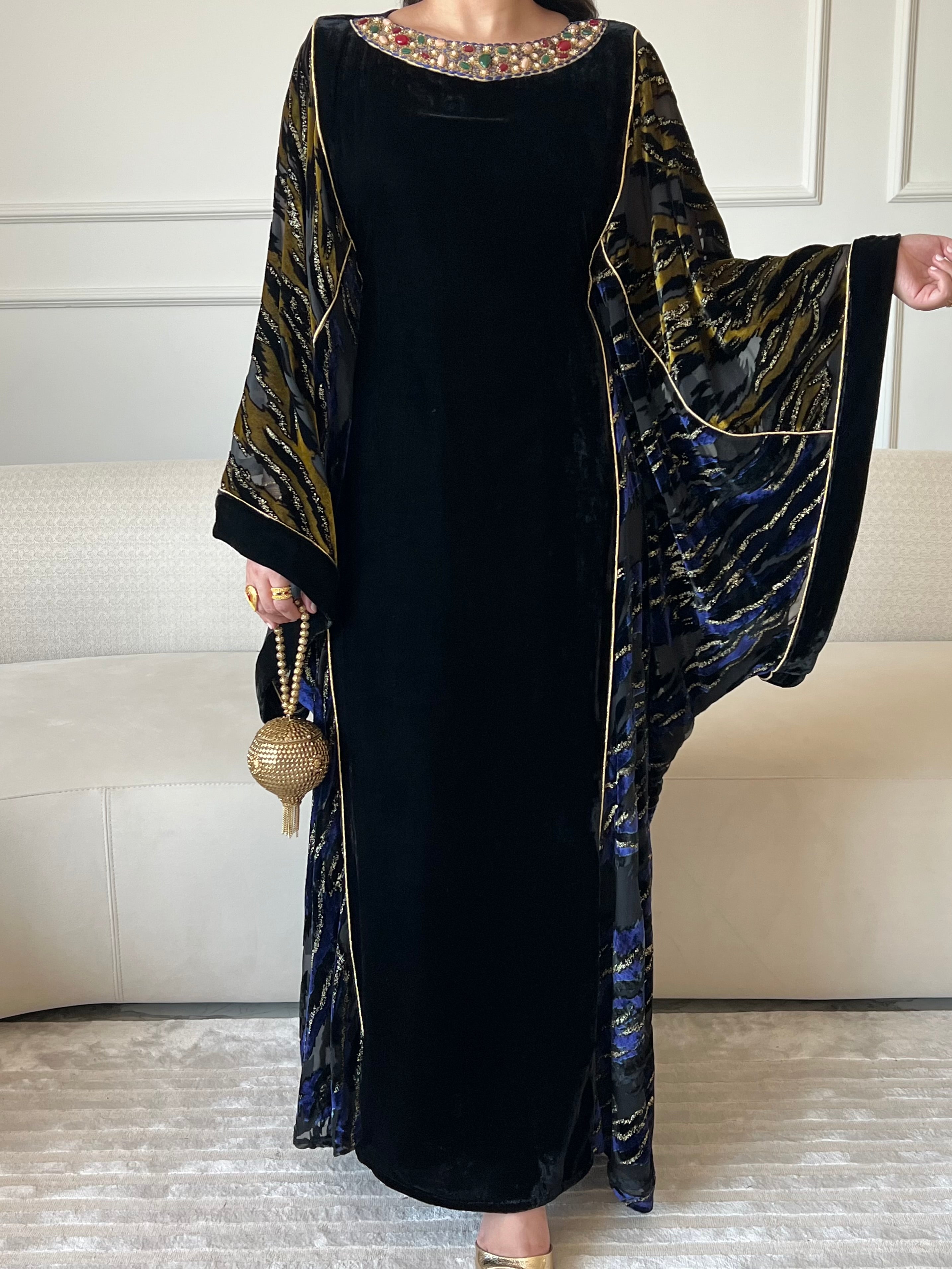 DN236 - STONE KAFTAN