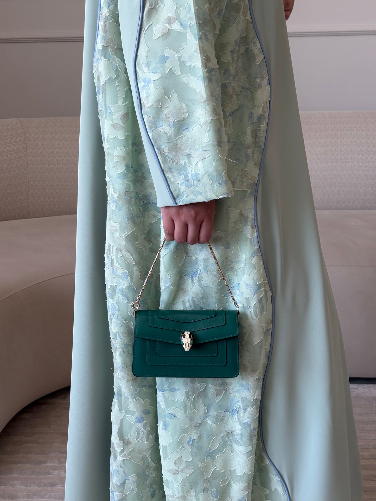 DN272 - FLORAL ABAYA