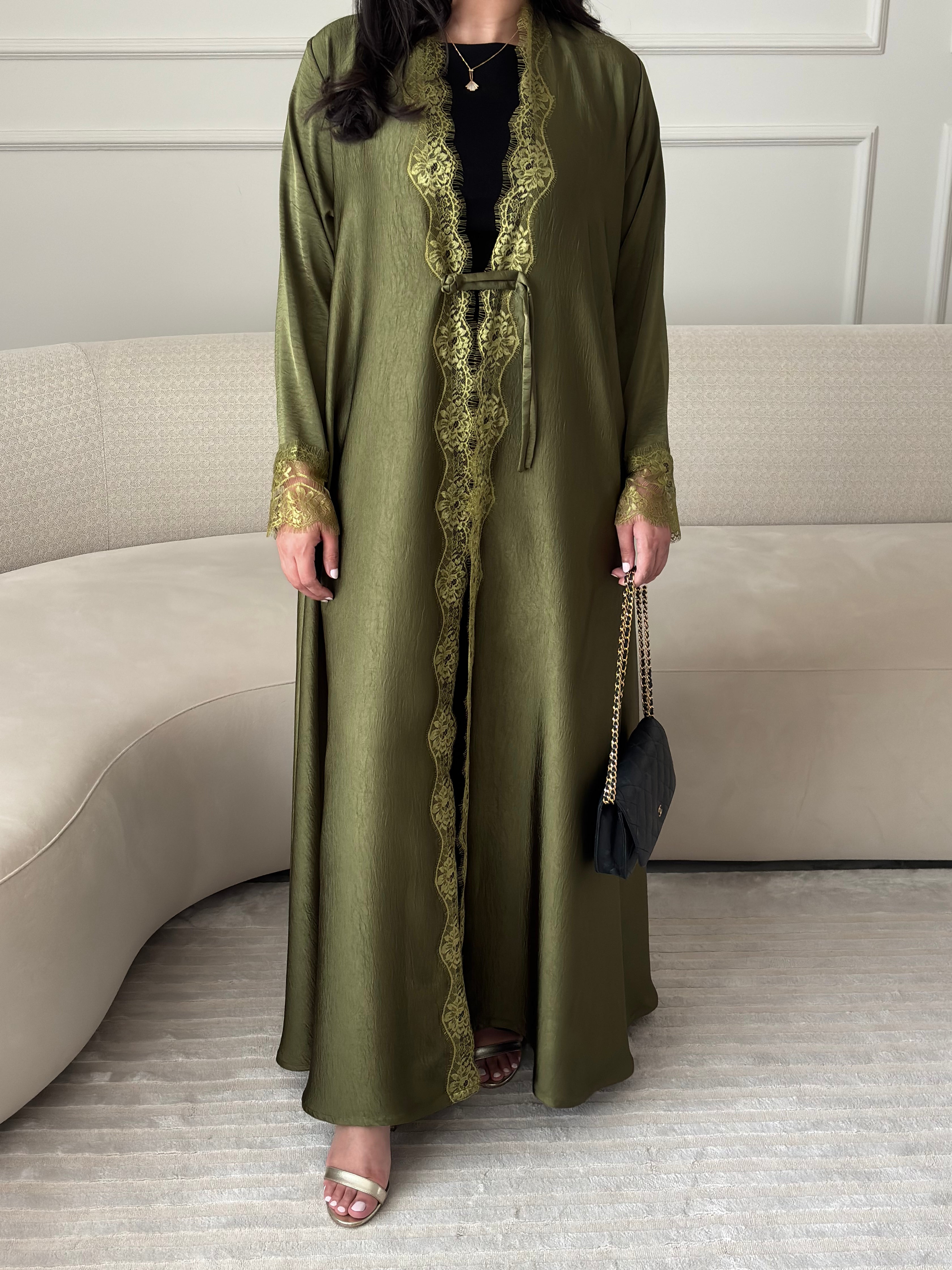 DN301 - LACE ABAYA