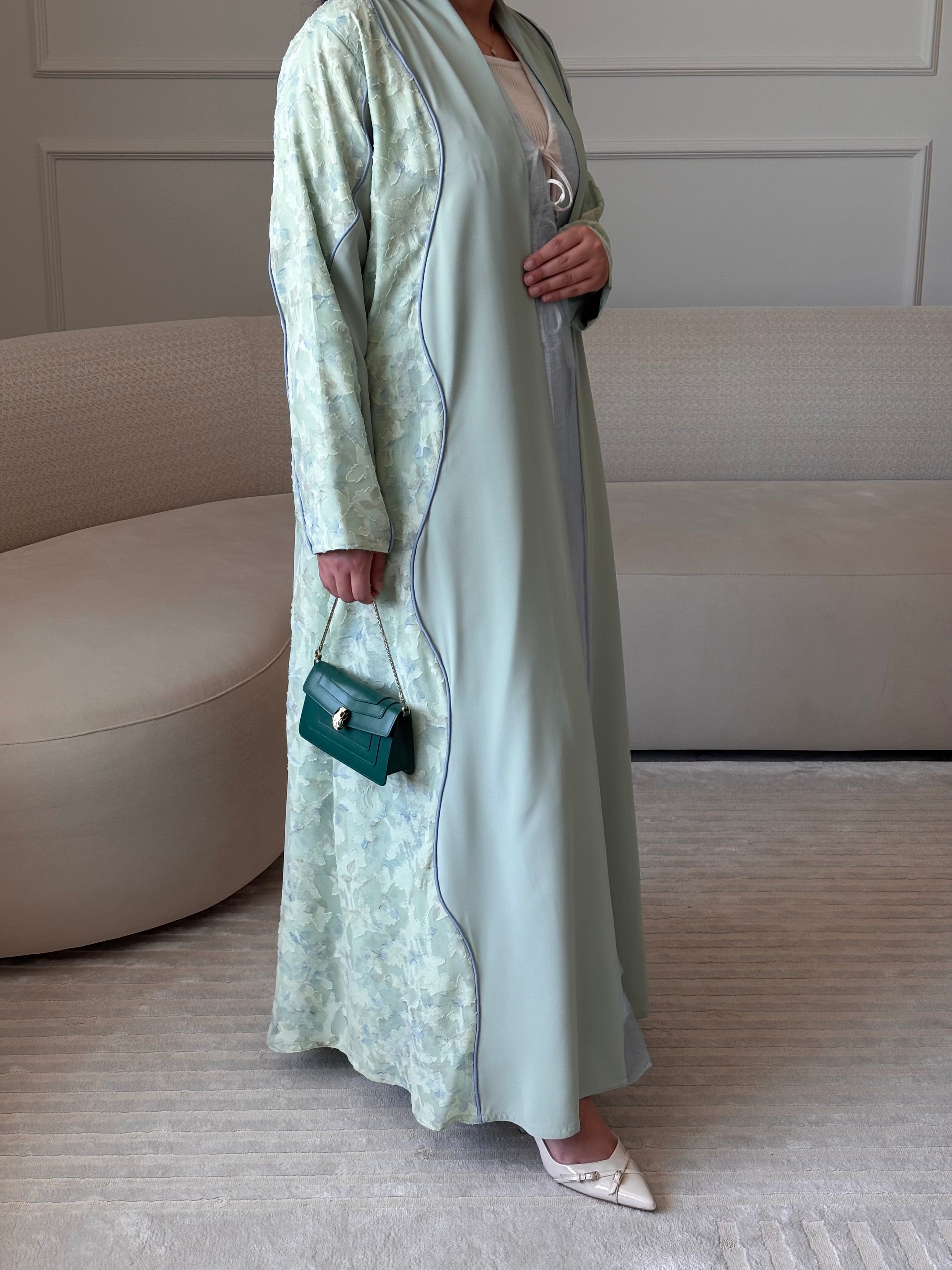 DN272 - FLORAL ABAYA