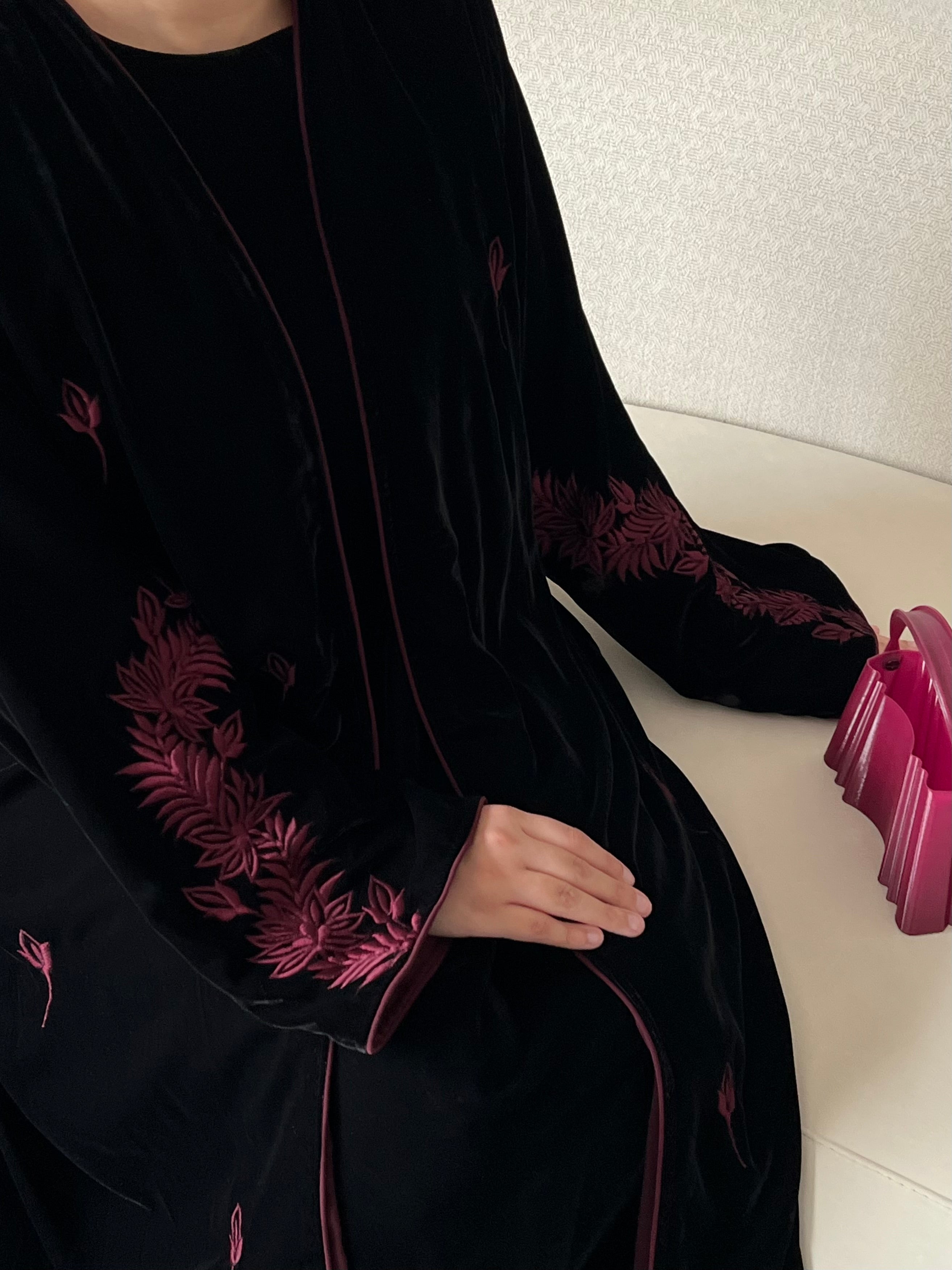 DN215 - VELVET EMBROIDERY