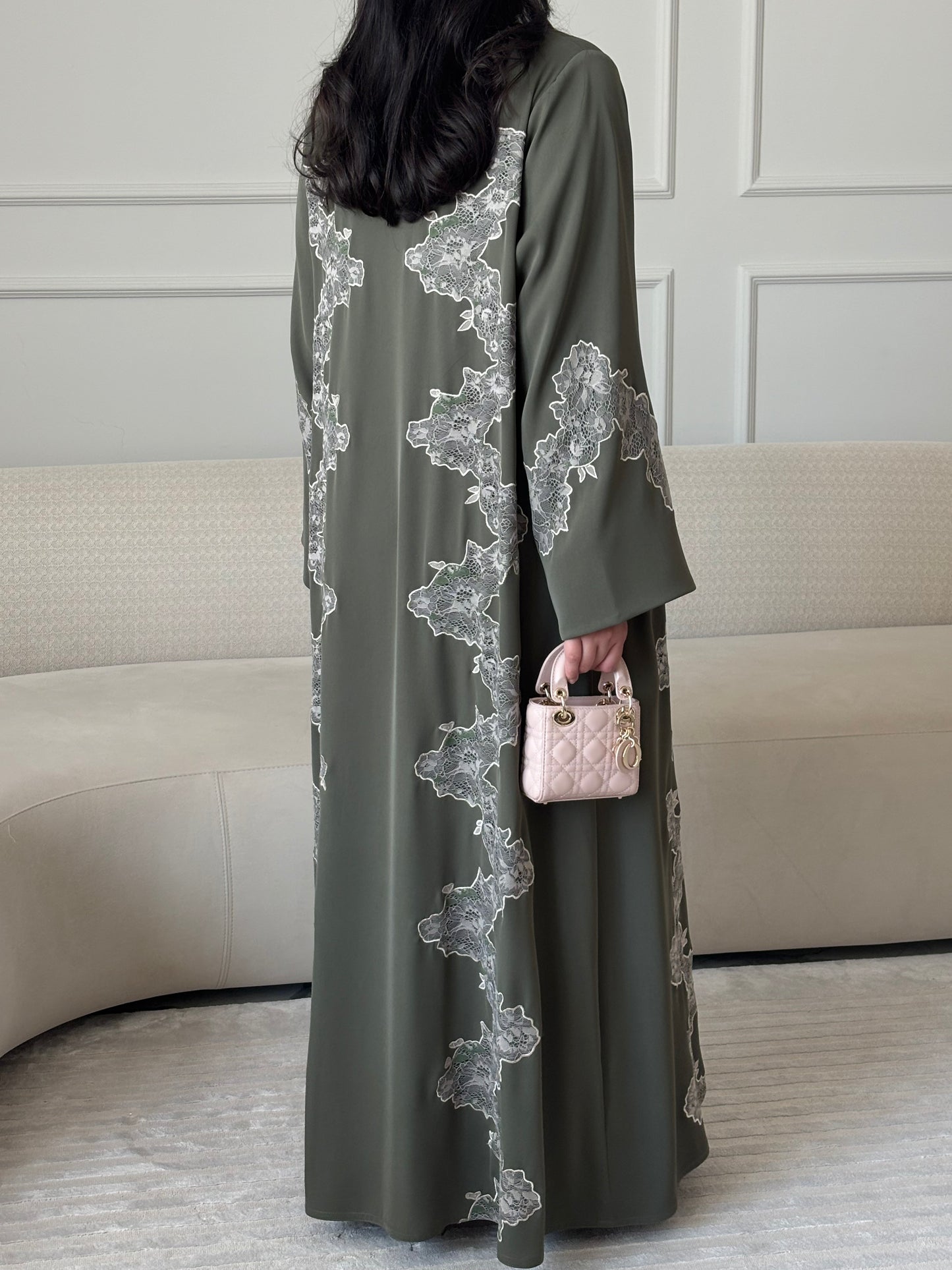 DN288 - LACE ABAYA