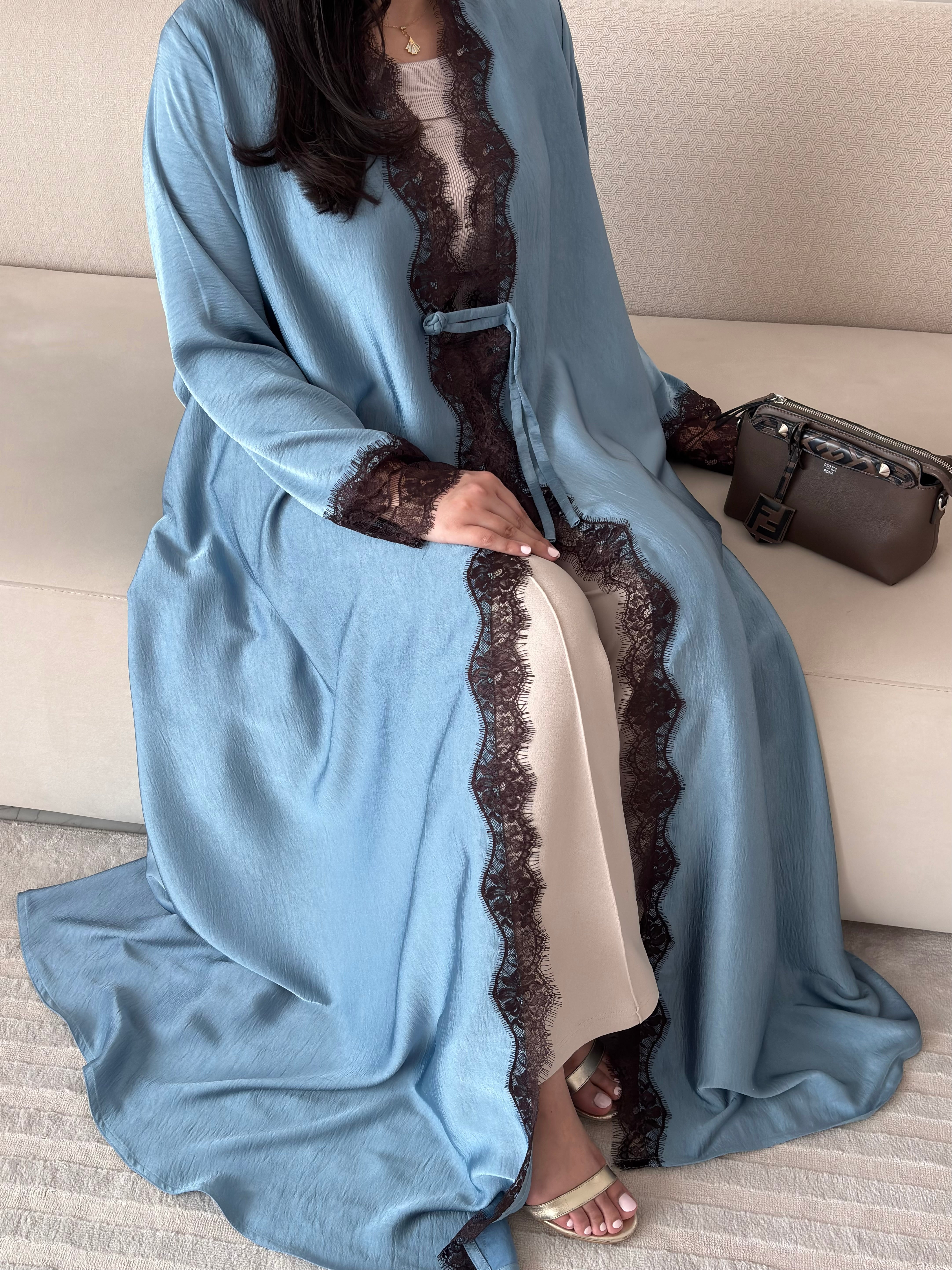 DN299 - LACE ABAYA