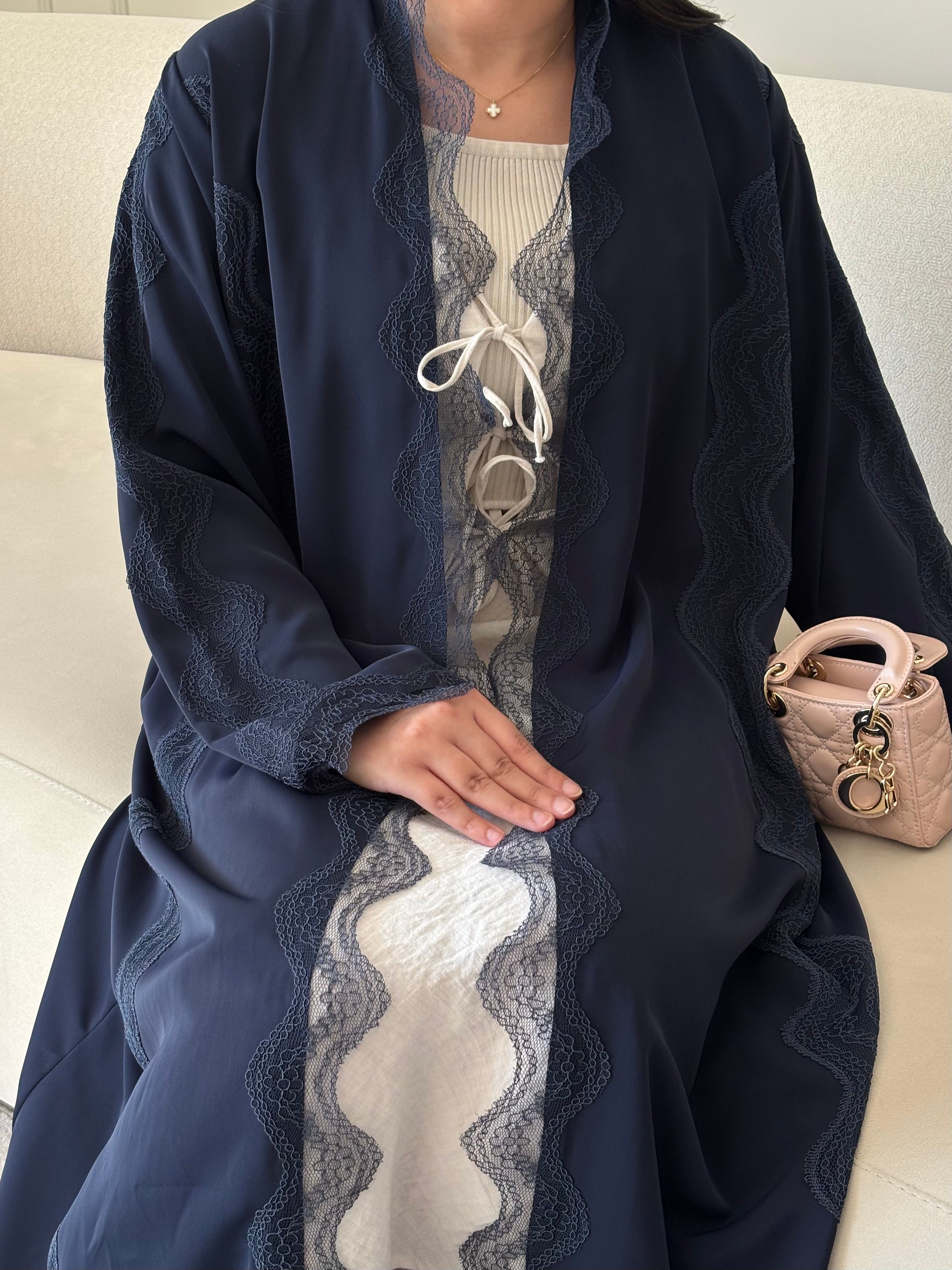 DN276 - LACE ABAYA