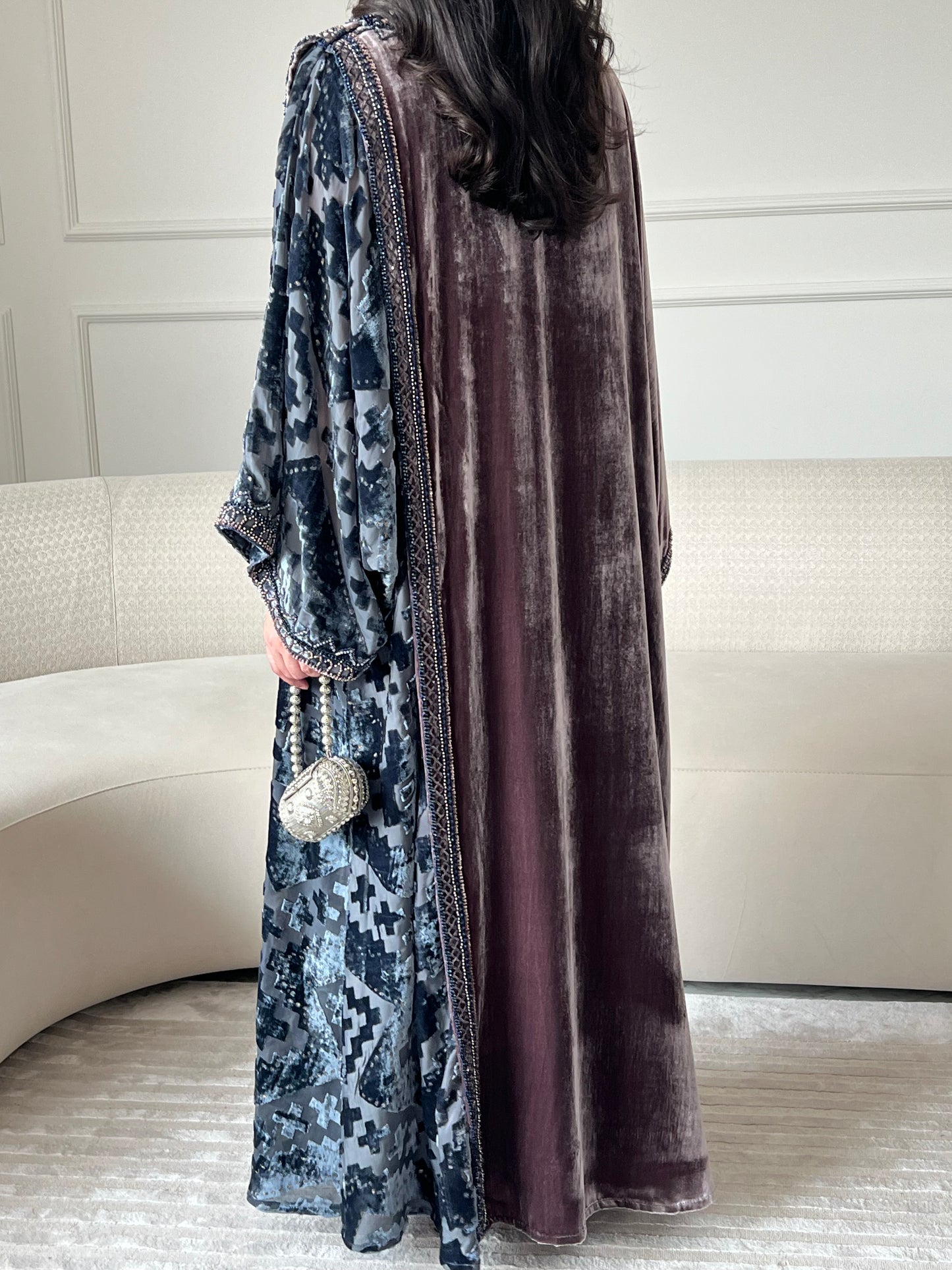 DN249 - VELVET EMBROIDERY