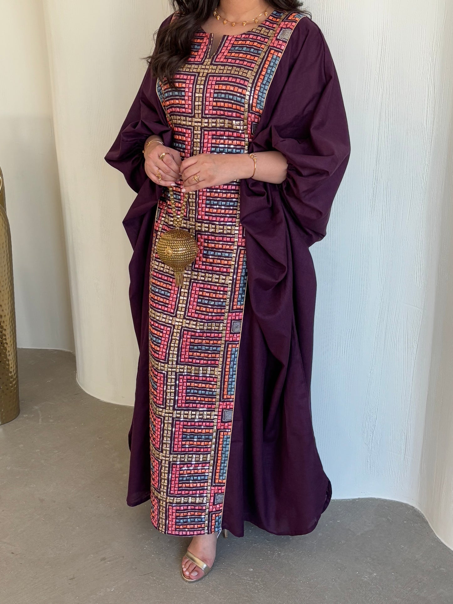 DN126 -COLORFUL EMBROIDERY
