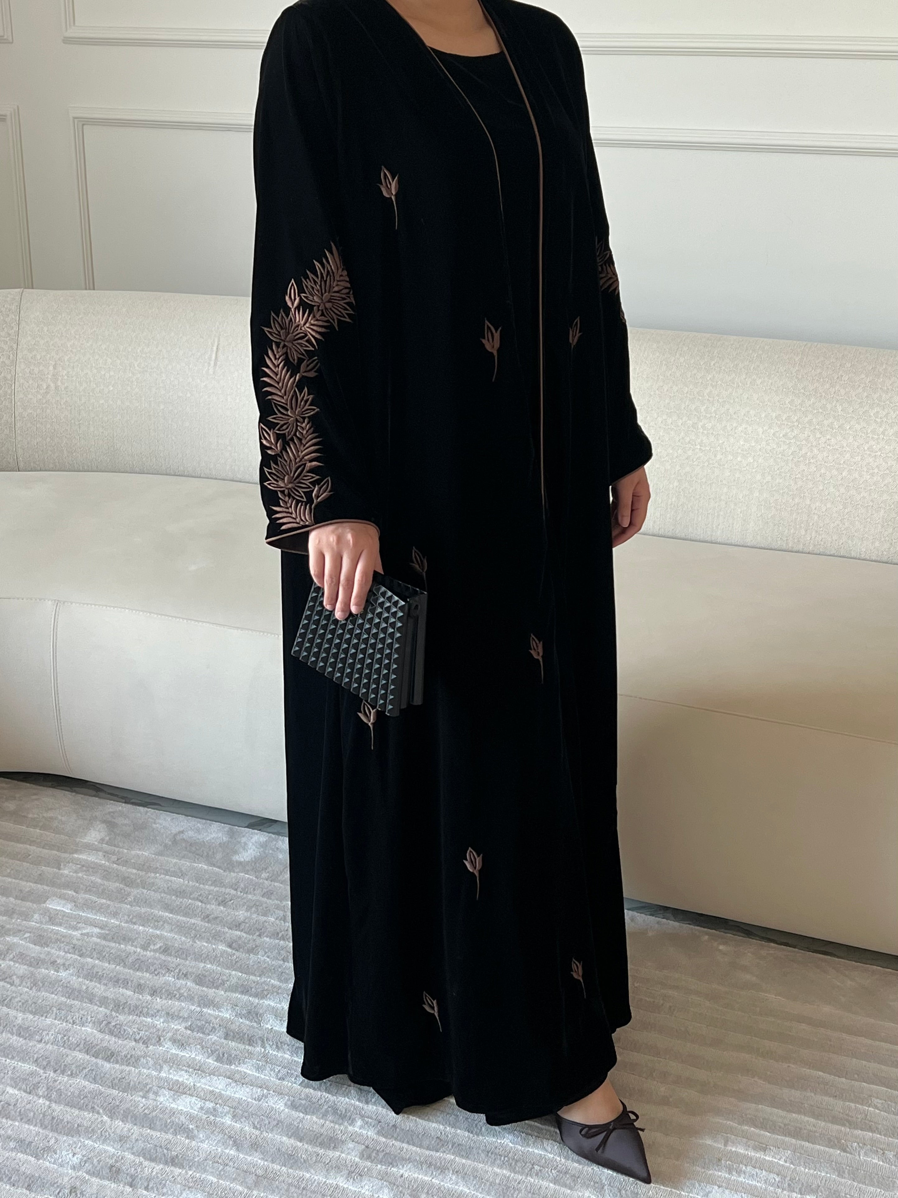 DN217 - VELVET EMBROIDERY