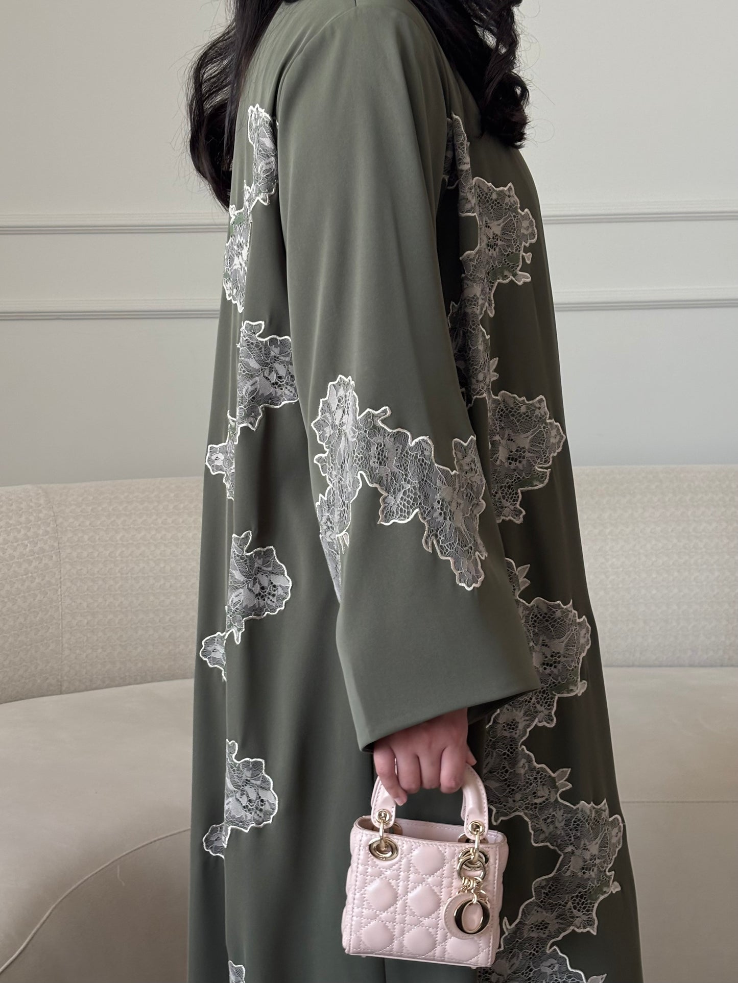 DN288 - LACE ABAYA