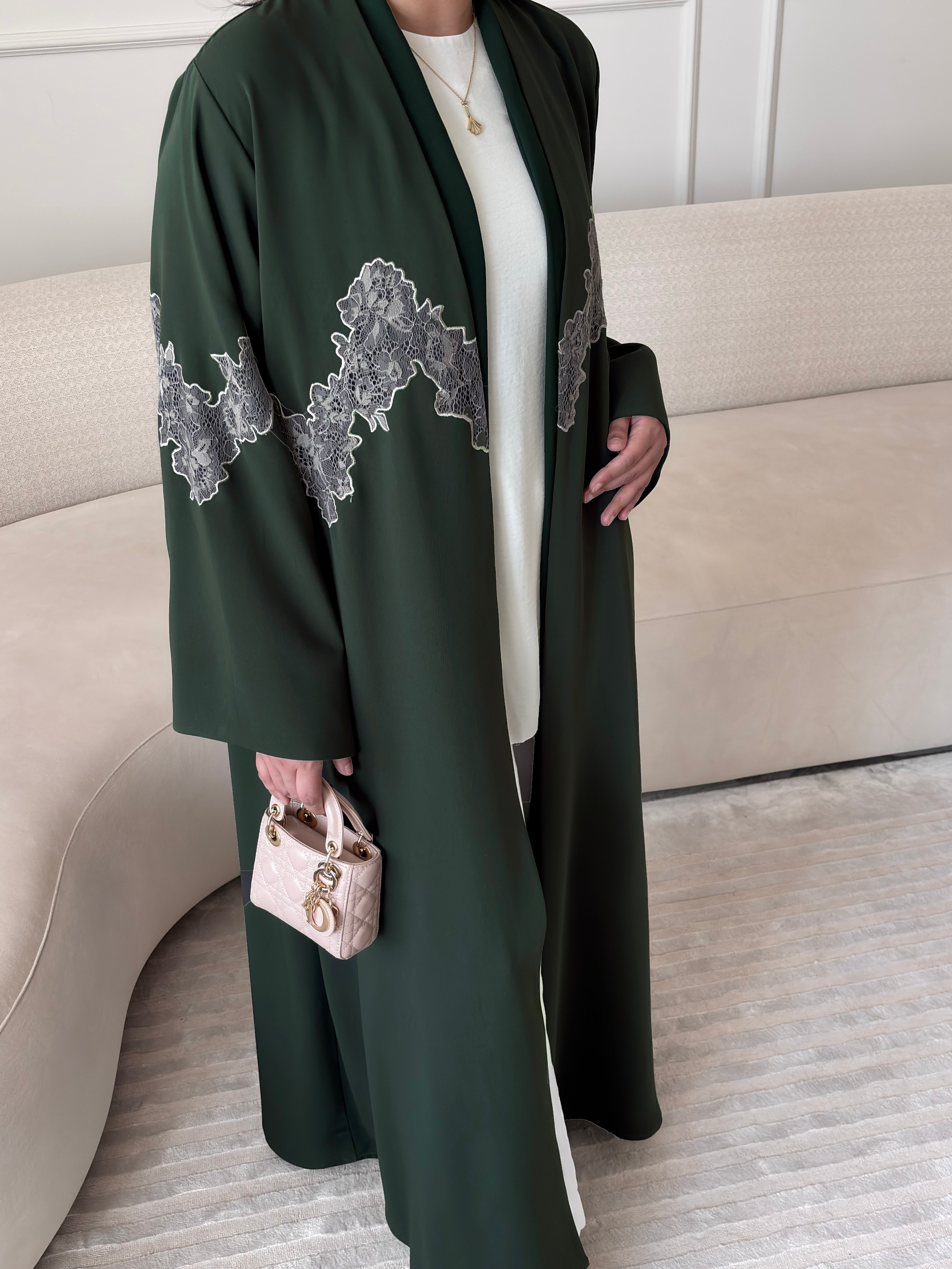DN282 - LACE ABAYA