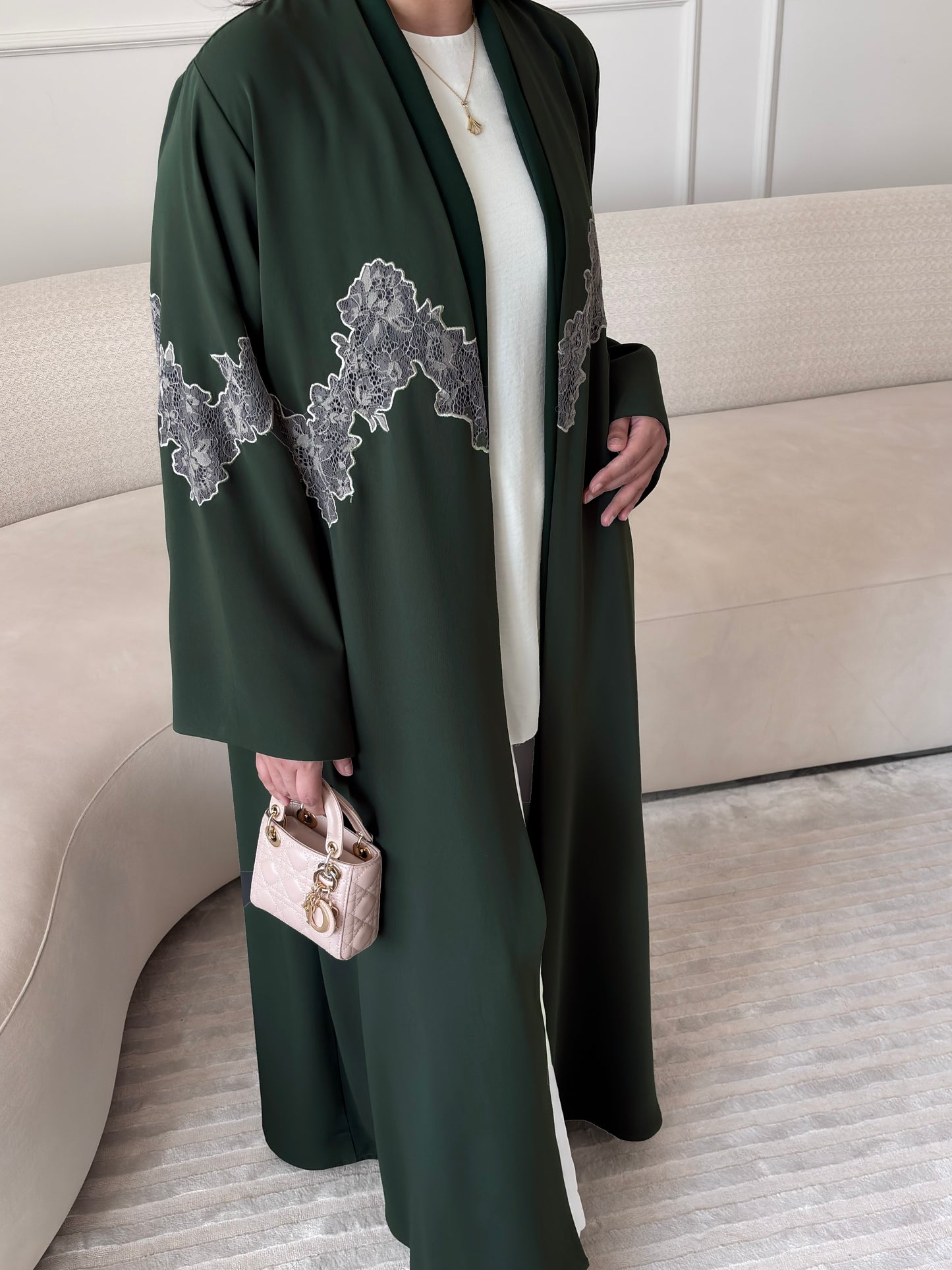 DN282 - LACE ABAYA