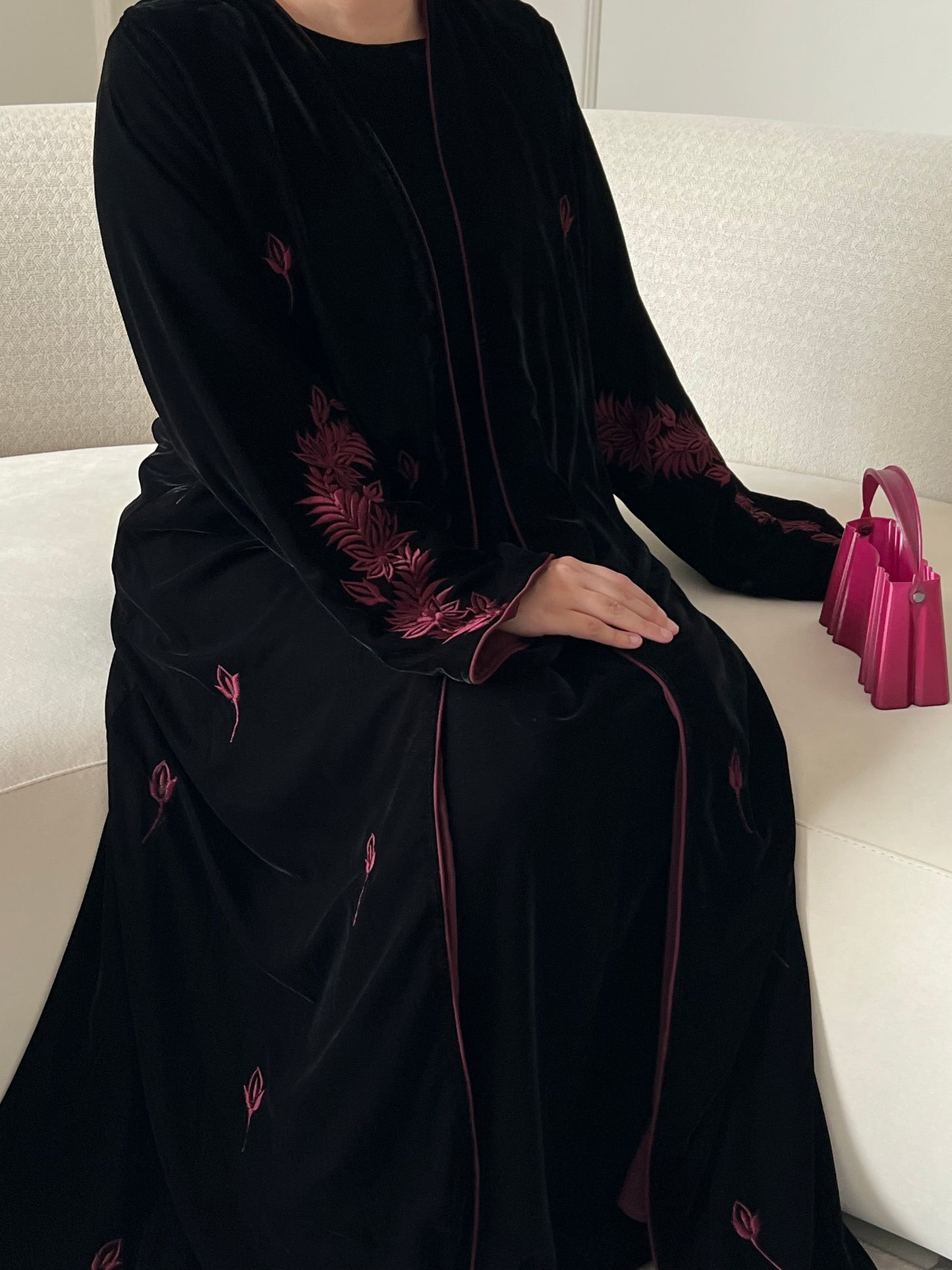 DN215 - VELVET EMBROIDERY