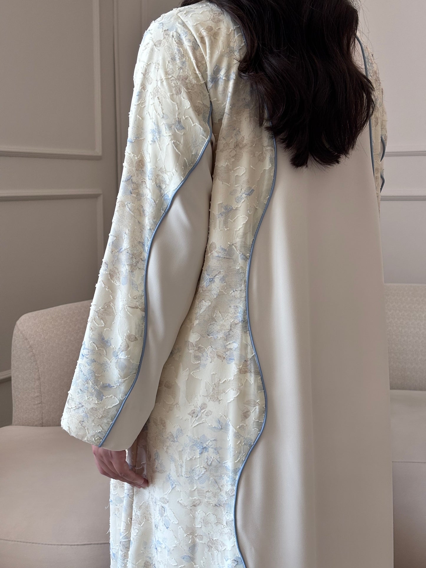 DN273 - FLORAL ABAYA