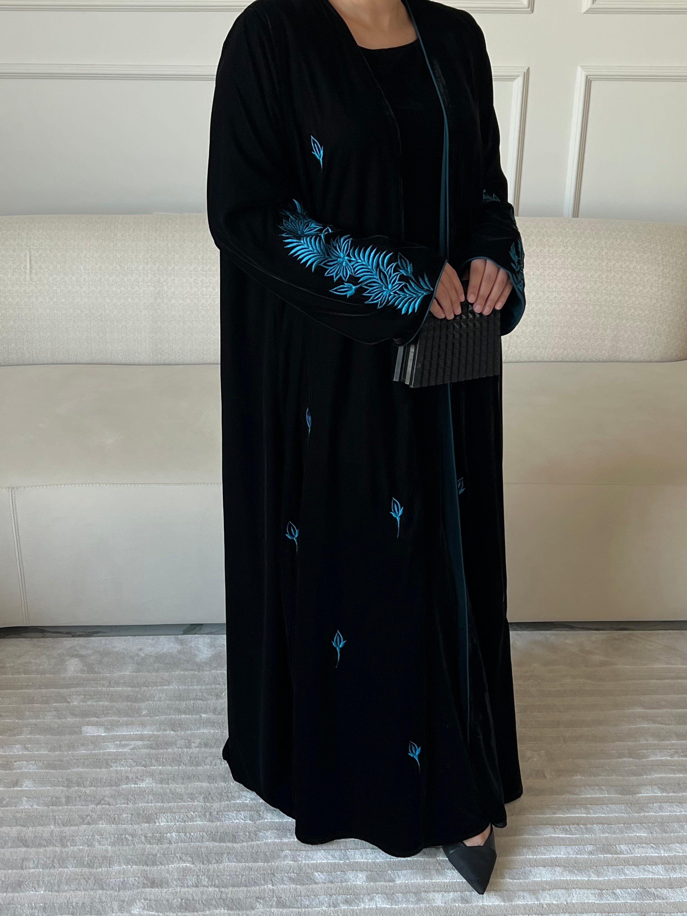 DN216 - VELVET EMBROIDERY