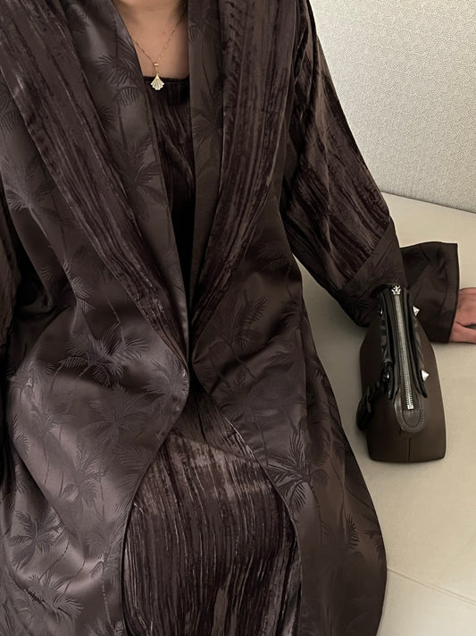 DN207 - VELVET PALM ABAYA