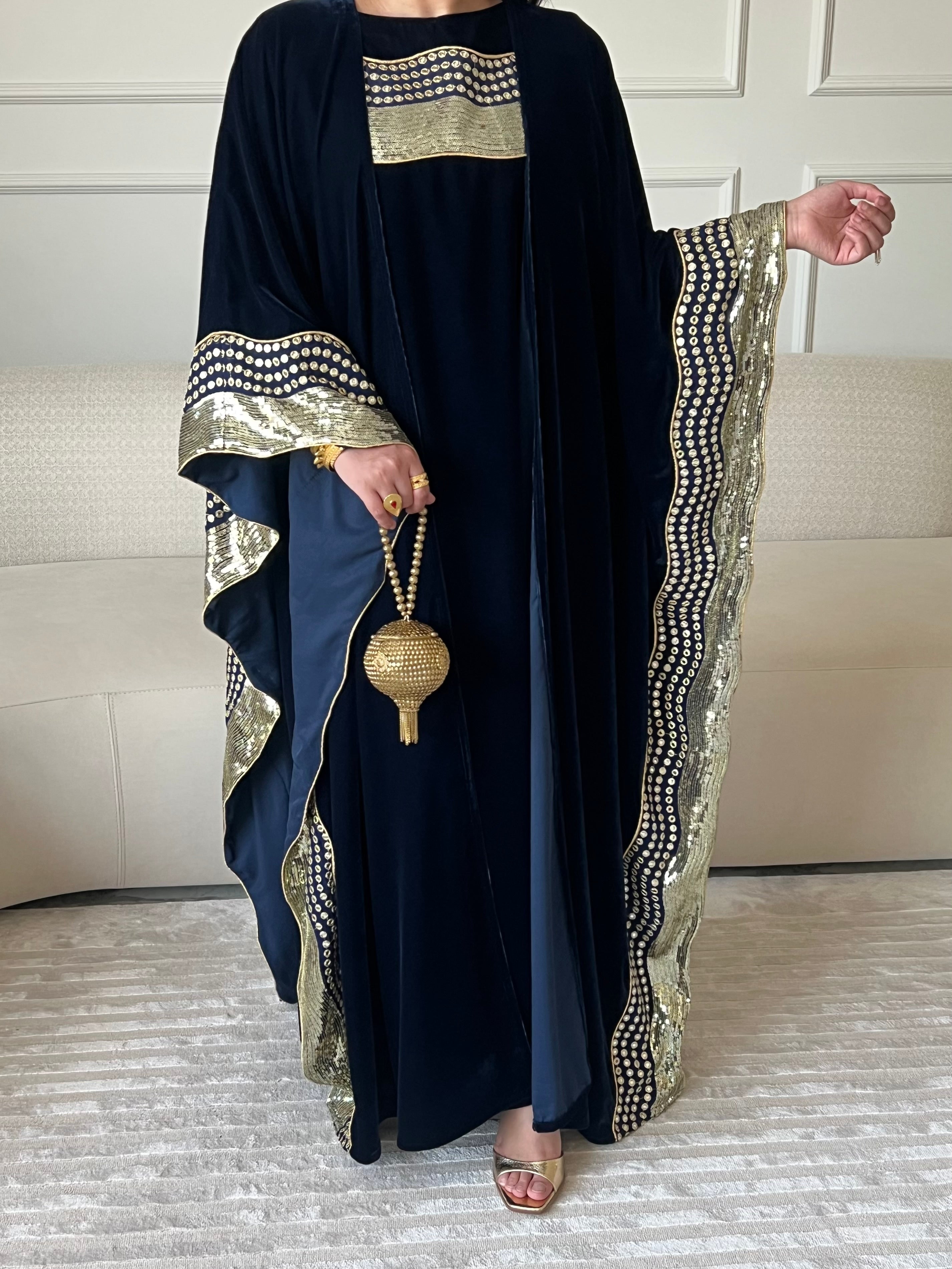 DN230 - VELVET WAVES SET