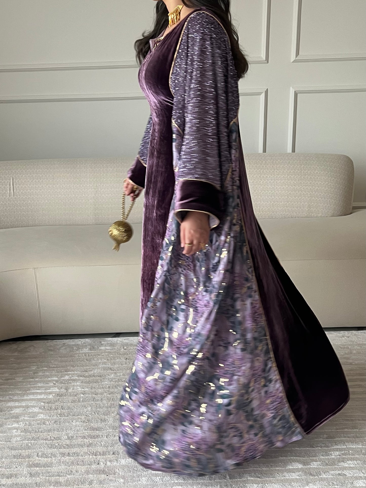 DN251 - VELVET EMBROIDERY