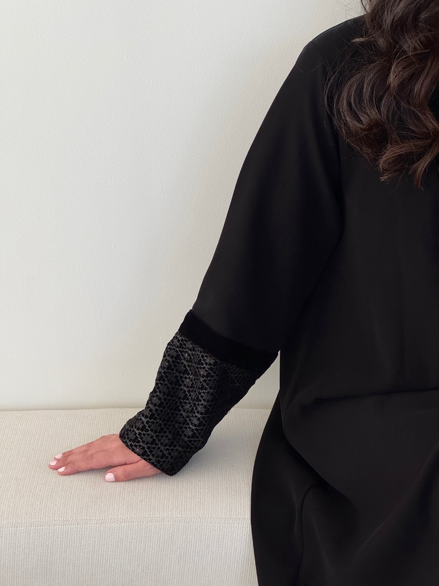 DN111 - BOW ABAYA