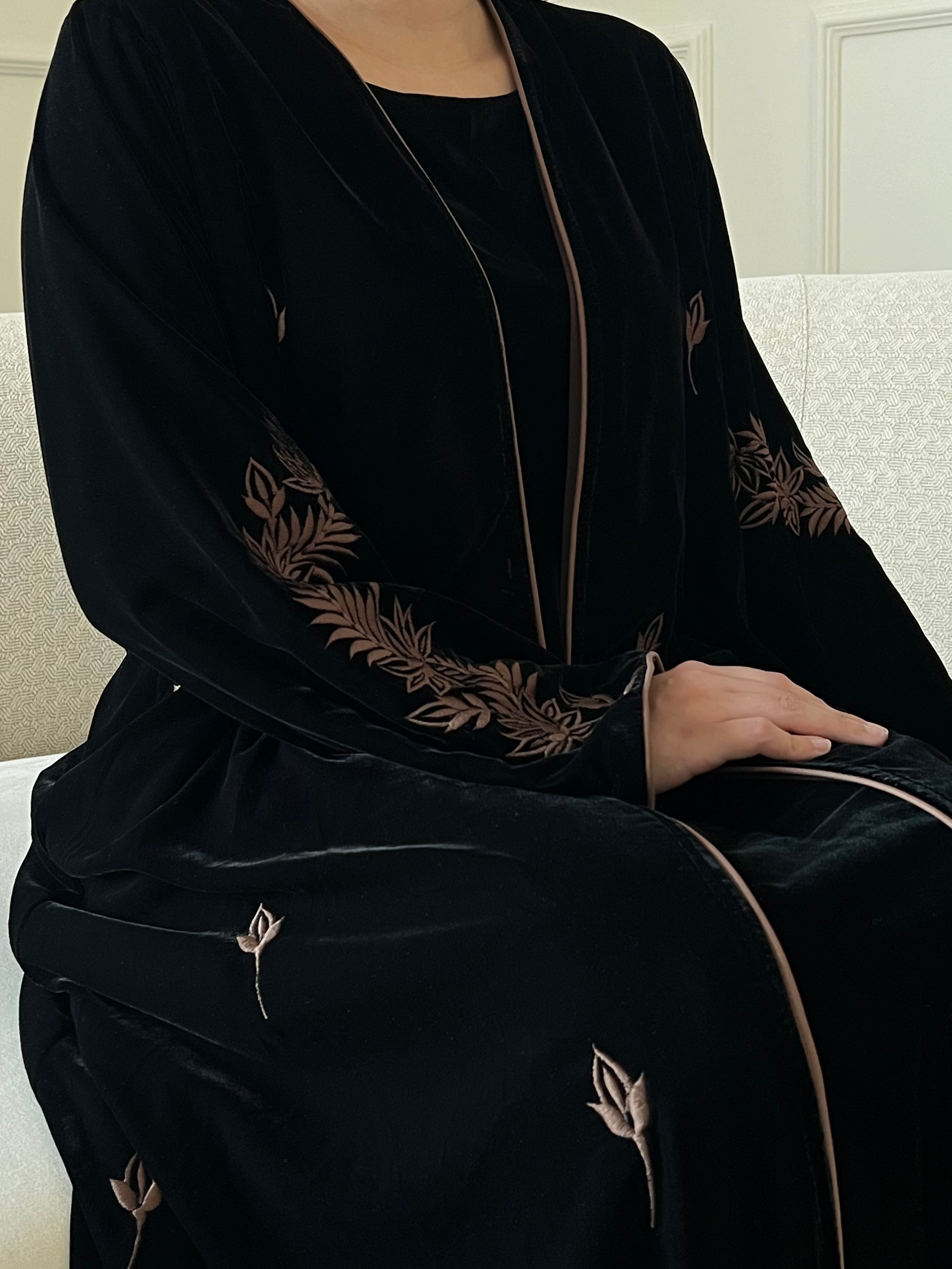 DN217 - VELVET EMBROIDERY