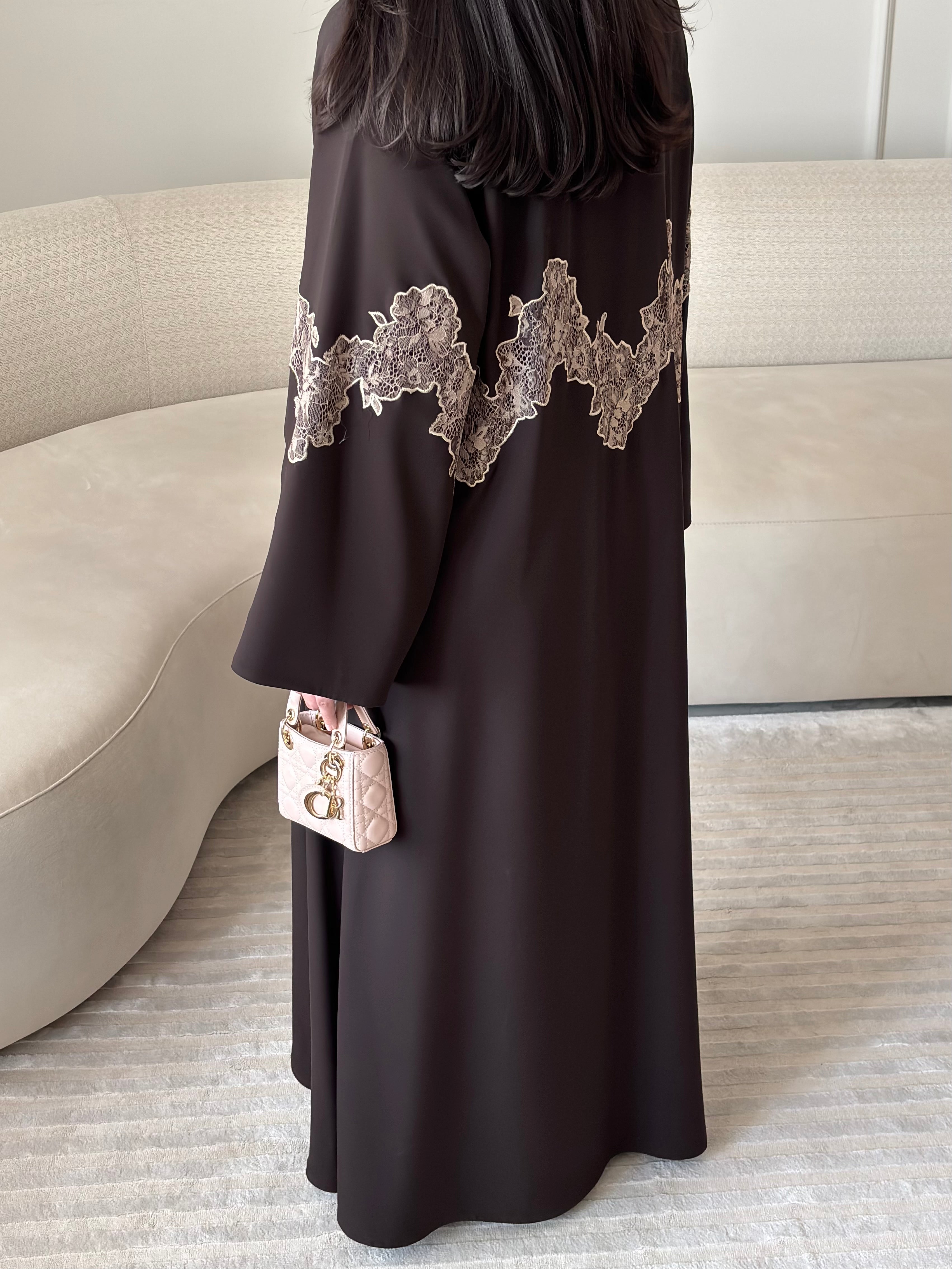 DN283 - LACE ABAYA