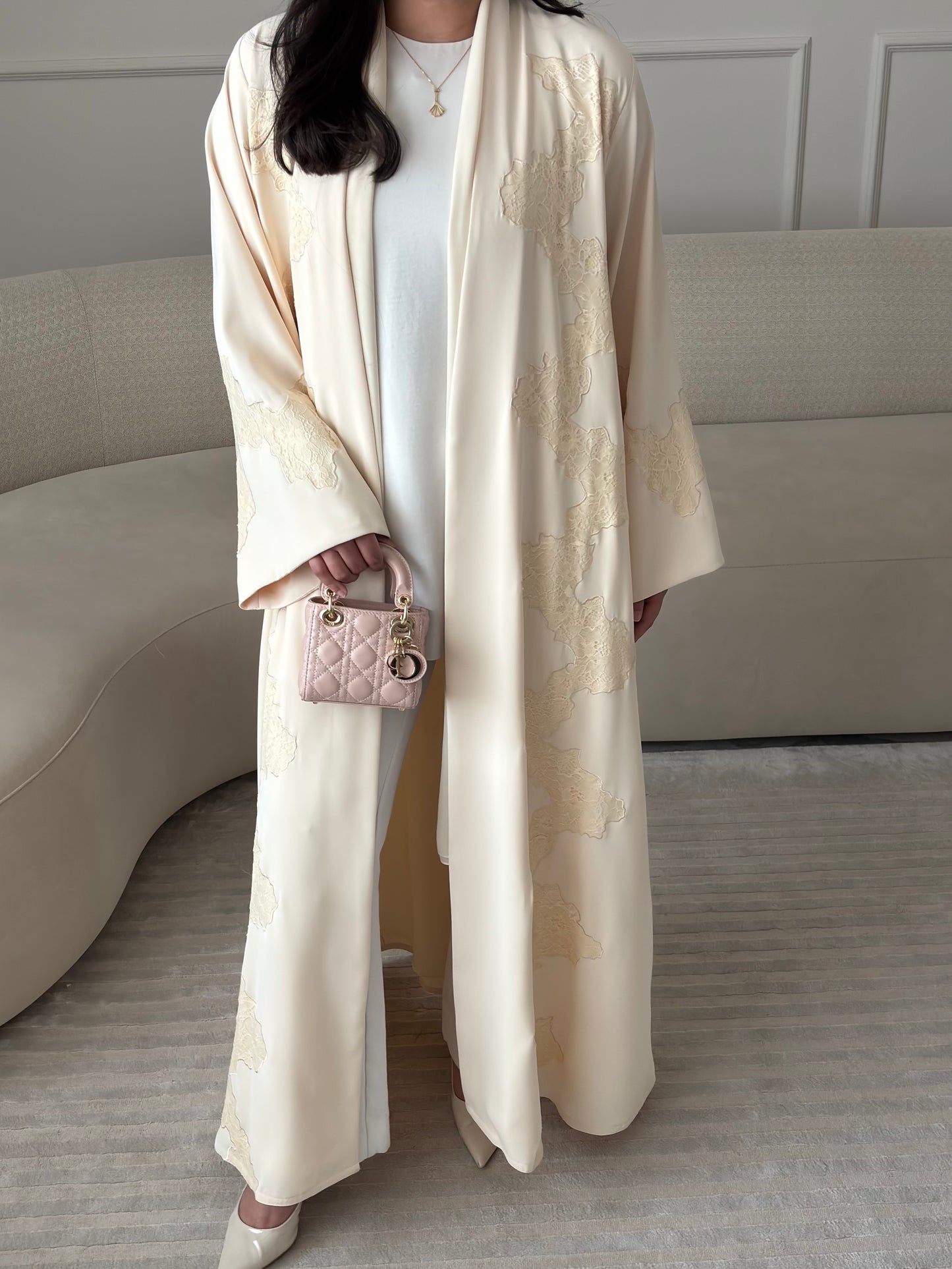 DN287 - LACE ABAYA