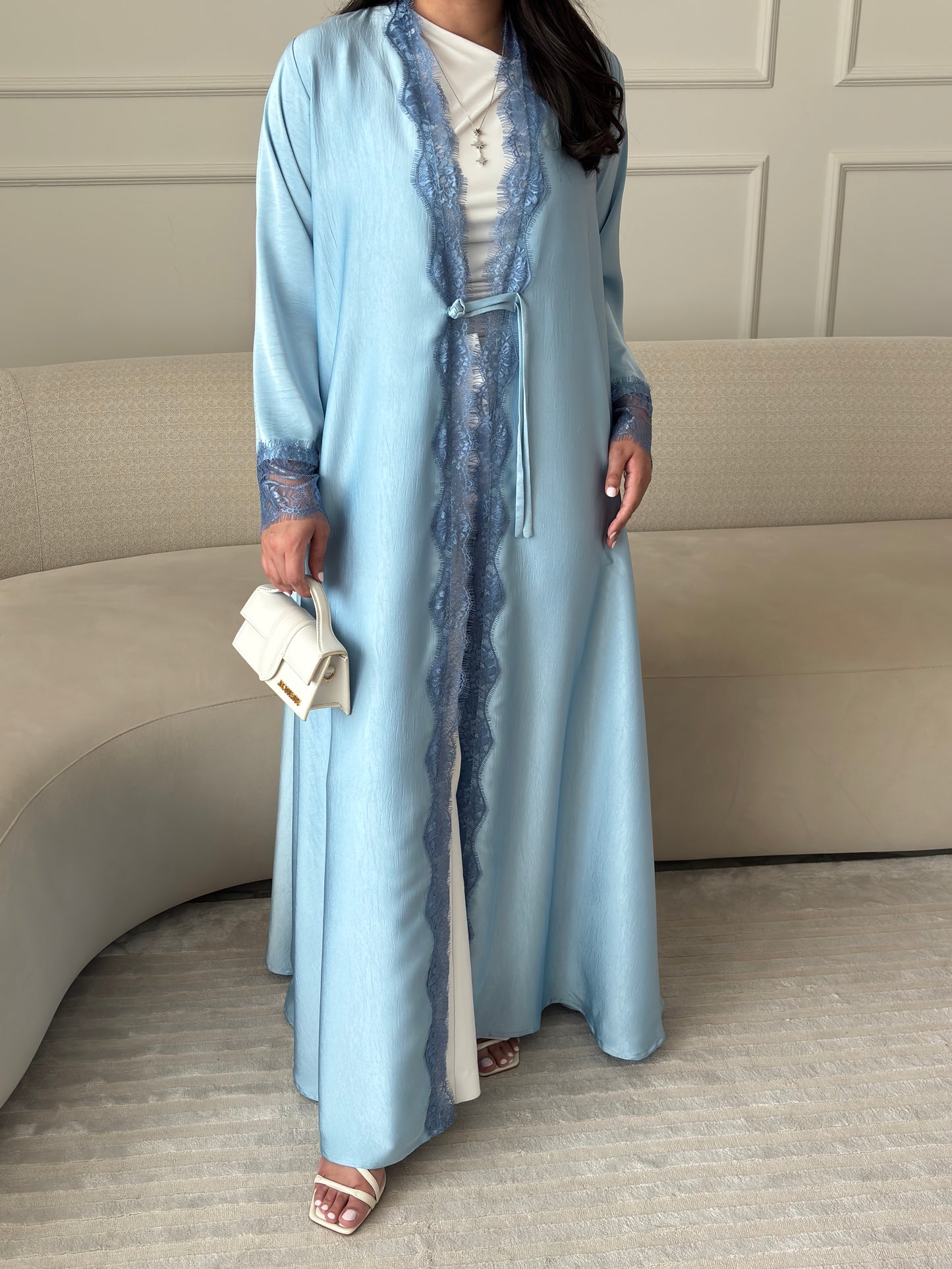 DN296 - LACE ABAYA