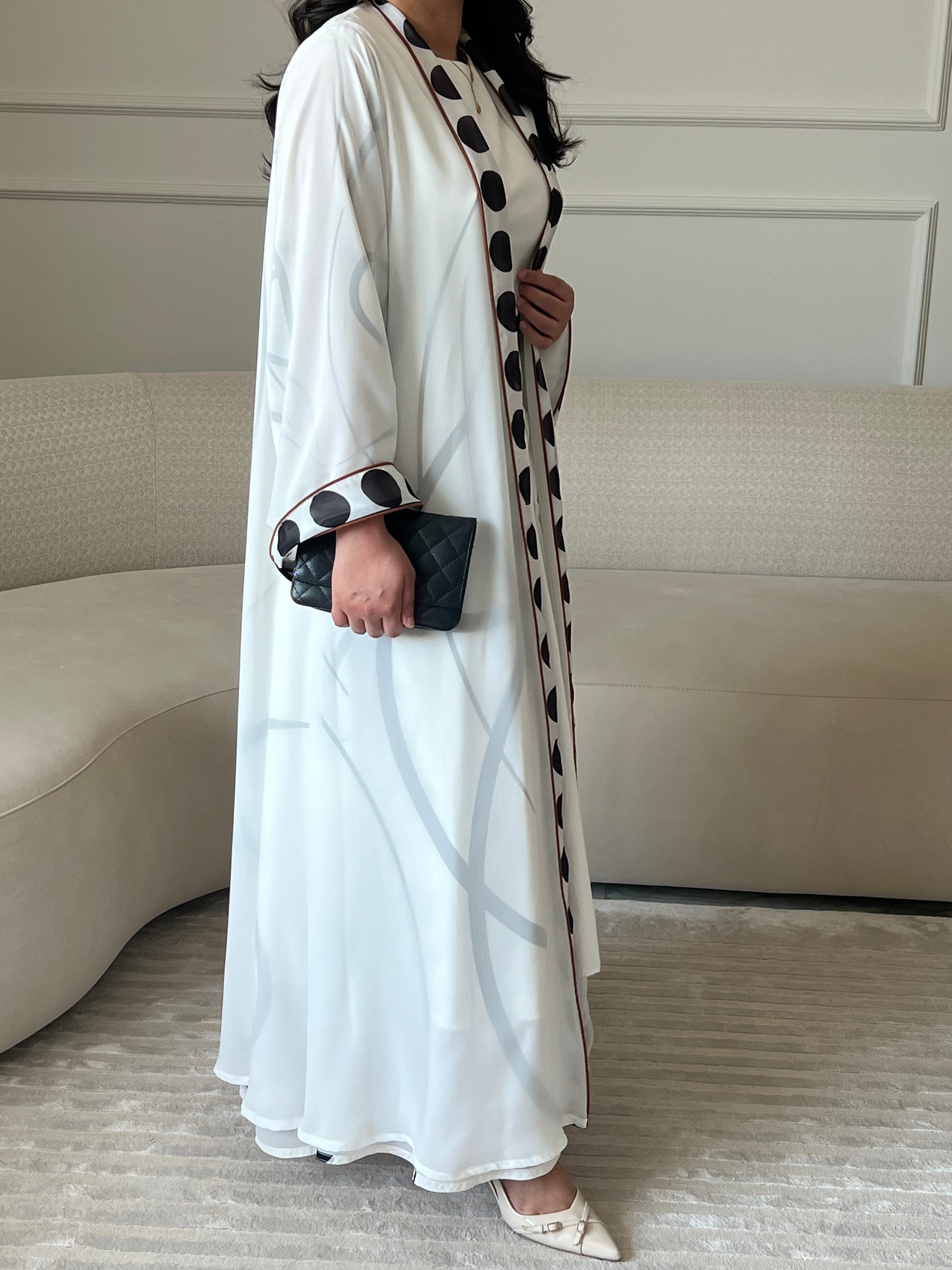 DN264 - POLKA DOT ABAYA