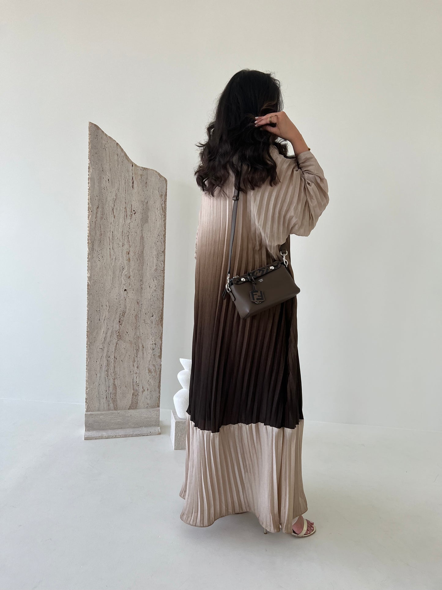 DN015 - TWO TONE PLEATED ABAYA