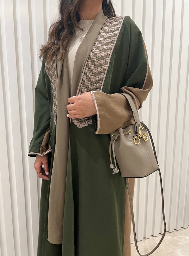 DN023 - SHAMWAH ABAYA