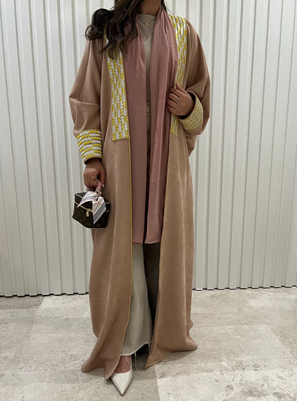 DN021 - BISHT ABAYA
