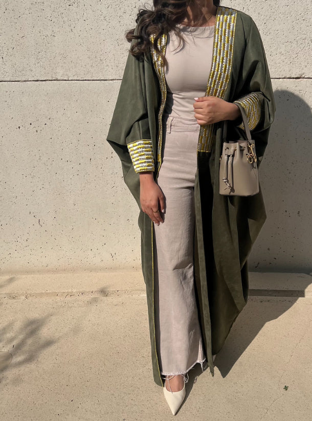 DN022 - BISHT ABAYA