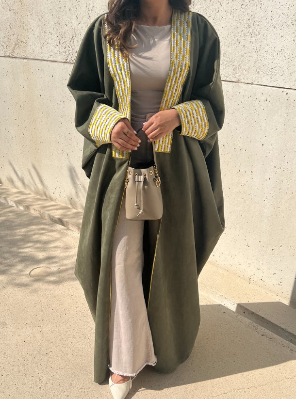 DN022 - BISHT ABAYA